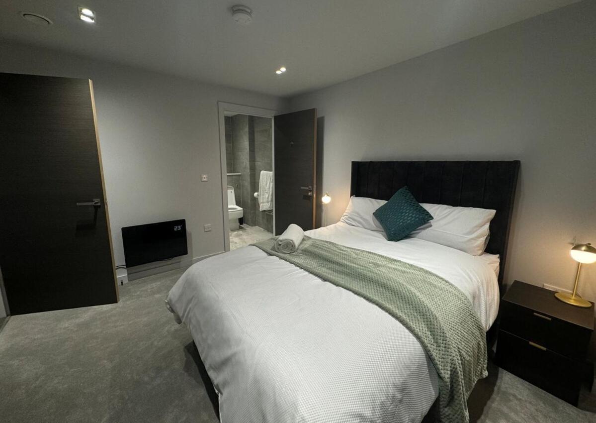 Modern 2-Bedroom Apartment In Heart Of ליברפול מראה חיצוני תמונה
